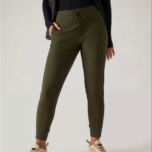Olive Green Athleta Trekkie Joggers Size 4